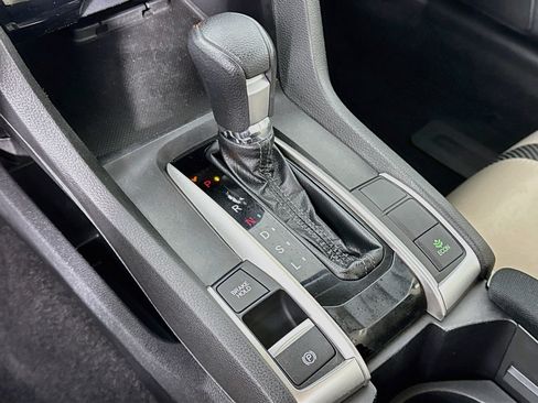 Certified 2017 Honda Civic EX image 16
