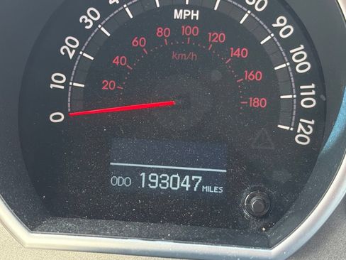 Used 2010 Toyota Sequoia Platinum AWD/4WD image 6