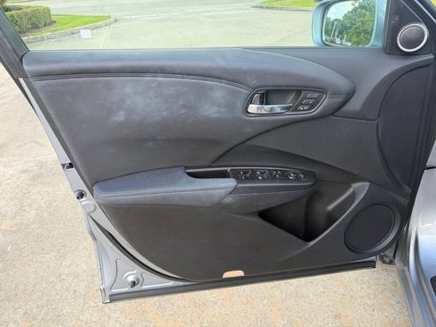 Used 2016 Acura RDX FWD w/ Technology Package image 12