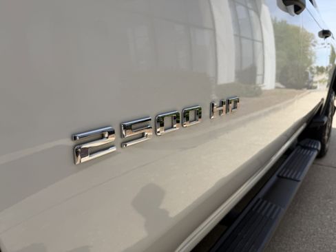Used 2024 Chevrolet Silverado 2500 Custom w/ Custom Value Package AWD/4WD image 18