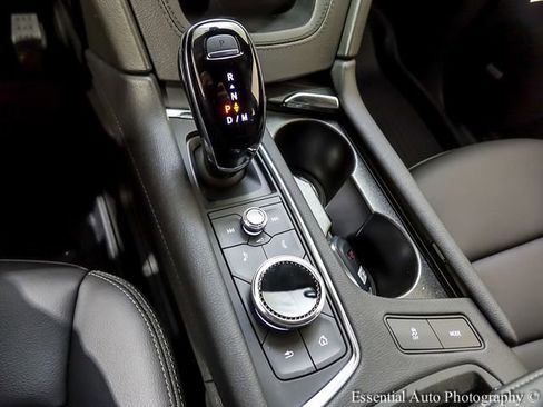 New 2026 Cadillac XT5 Luxury image 16