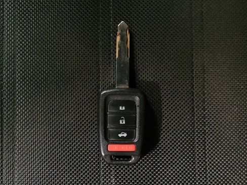 Used 2020 Honda CR-V LX image 32