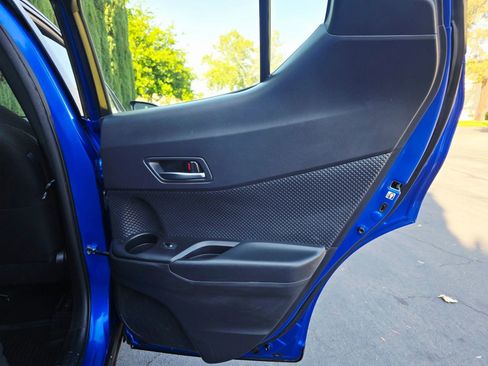 Used 2019 Toyota C-HR LE image 24