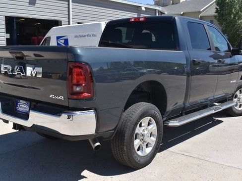 Used 2026 RAM 2500 Big Horn AWD/4WD image 5
