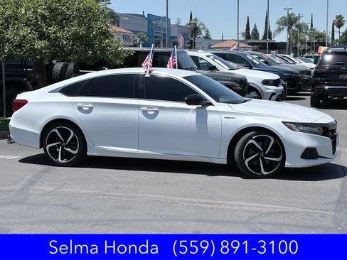 Used 2022 Honda Accord Sport image 4