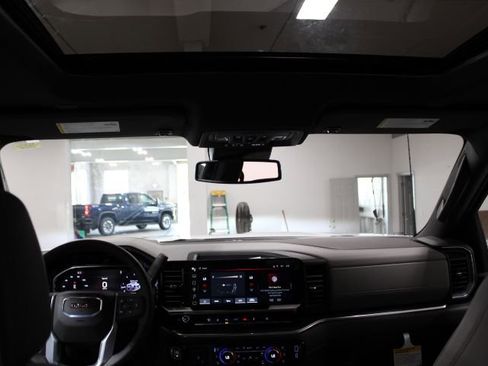 New 2025 GMC Sierra 2500 SLT w/ SLT Premium Package image 47