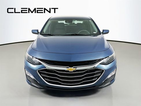 Used 2024 Chevrolet Malibu LT FWD image 3