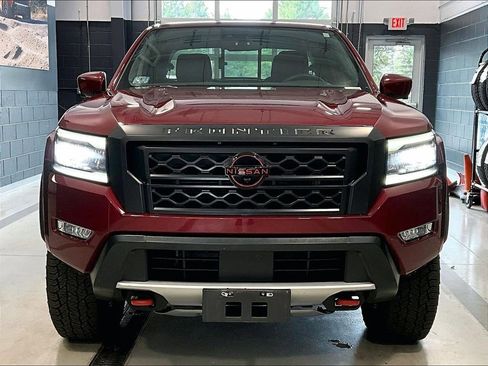 Used 2023 Nissan Frontier PRO-4X w/ Pro-4X Premium Package image 2