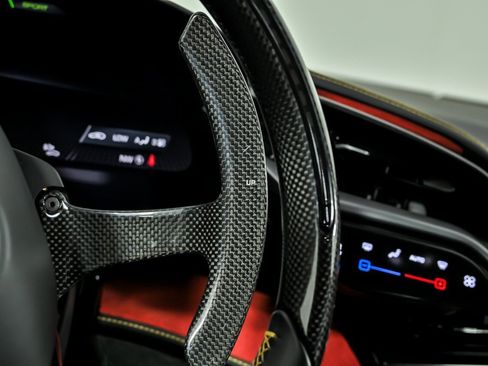 Used 2022 Ferrari SF90 Spider image 42