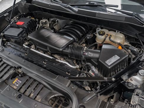 Used 2021 Chevrolet Silverado 1500 LT Trail Boss w/ Convenience Package II AWD/4WD image 53