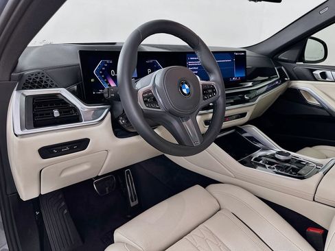 Used 2025 BMW X6 xDrive40i w/ Executive Package AWD/4WD image 9