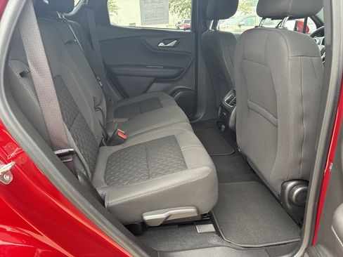 Used 2022 Chevrolet Blazer LT FWD image 16