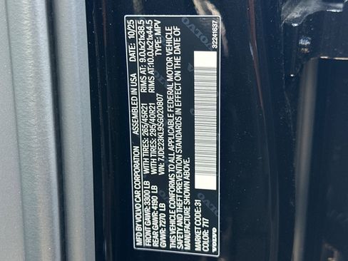 New 2025 Volvo EX90 Ultra image 33