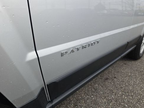 Used 2012 Jeep Patriot Sport AWD/4WD image 30