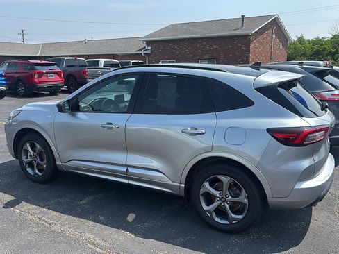 Used 2024 Ford Escape ST-Line AWD/4WD image 3