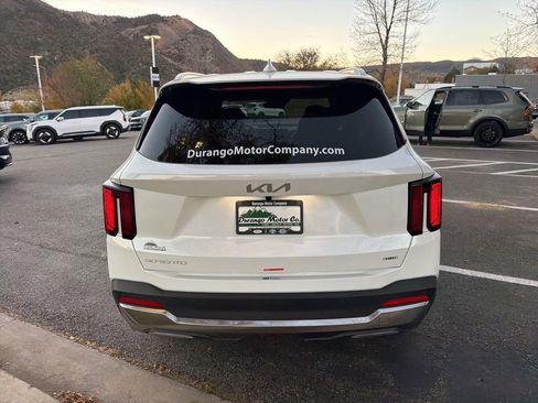 New 2025 Kia Sorento EX image 6