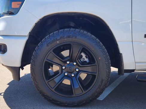 Used 2020 RAM 1500 Big Horn AWD/4WD image 13