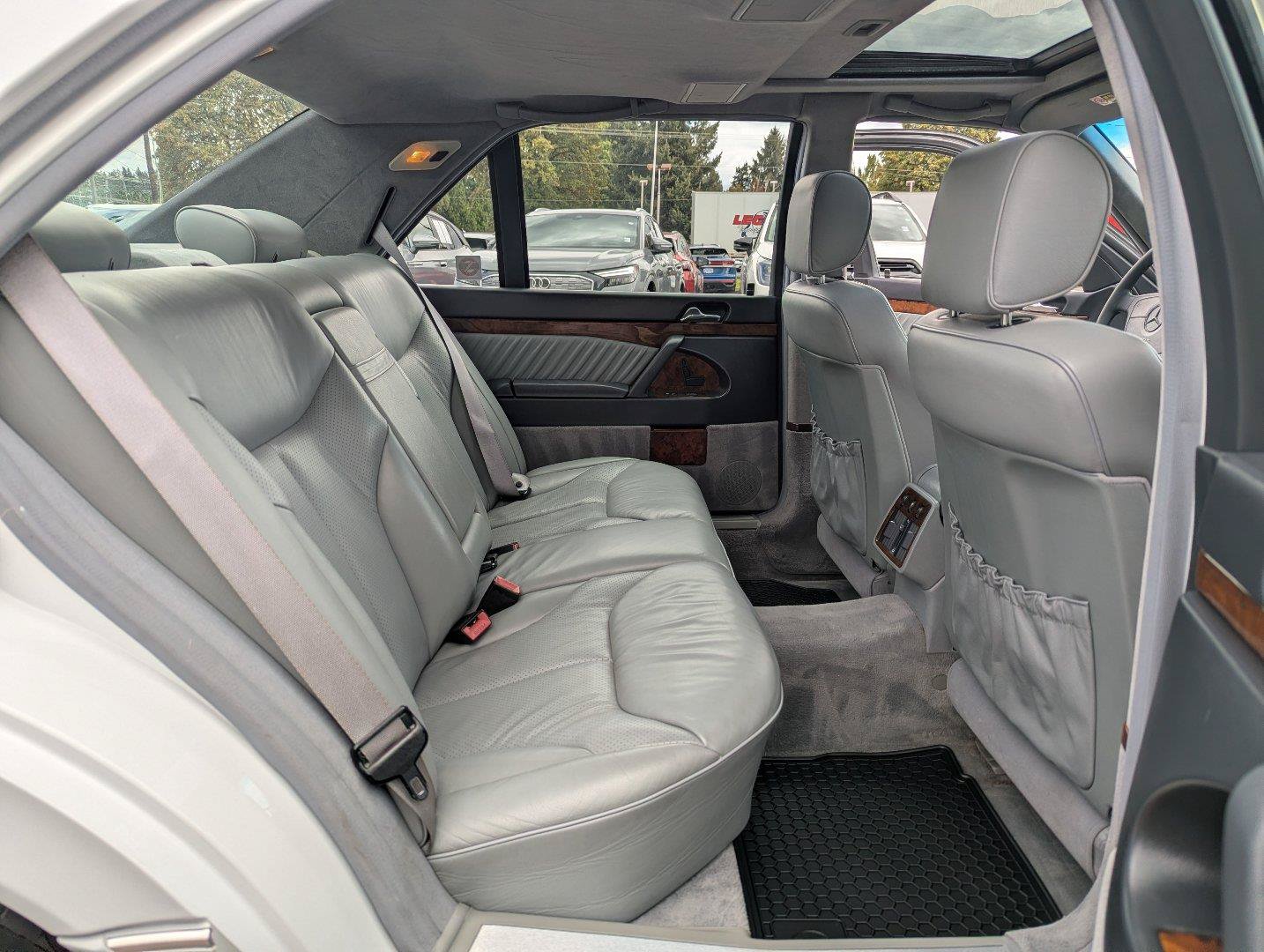 Used 1992 Mercedes-Benz 600 SEL image 31