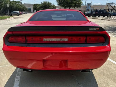 Used 2014 Dodge Challenger SRT8 Core w/ Satin Vapor Edition image 7