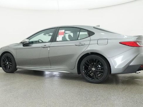 New 2026 Toyota Camry SE image 6