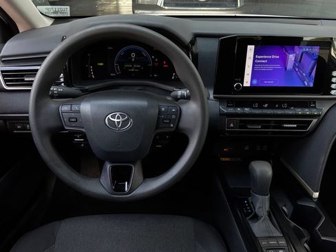 Used 2026 Toyota Camry LE FWD image 14