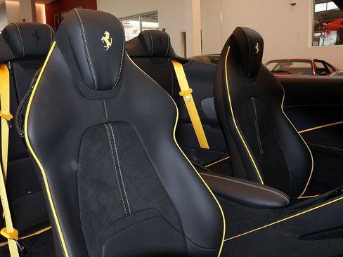 Certified 2025 Ferrari Roma Spider RWD image 30