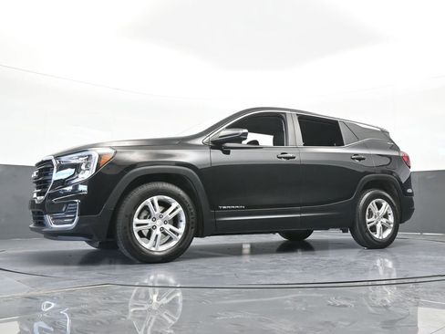 Used 2023 GMC Terrain SLE image 52