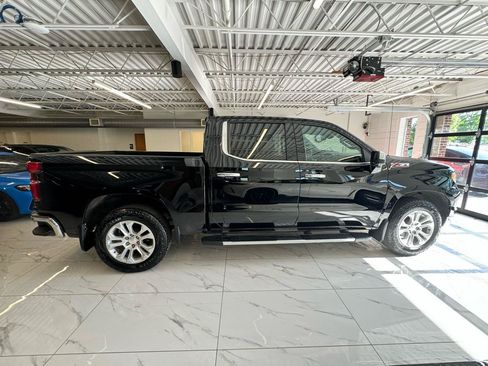 Used 2022 Chevrolet Silverado 1500 LTZ w/ LTZ Premium Package AWD/4WD image 4
