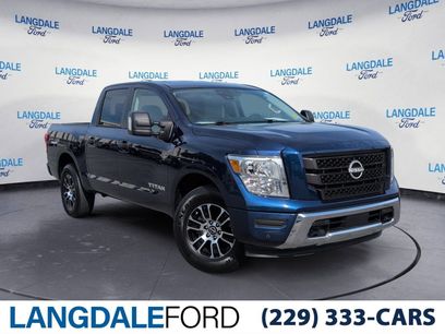 Used 2024 Nissan Titan SV w/ SV Convenience Package