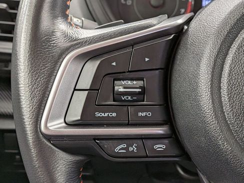 Used 2019 Subaru Crosstrek 2.0i Premium w/ Popular Package #3 AWD/4WD image 17