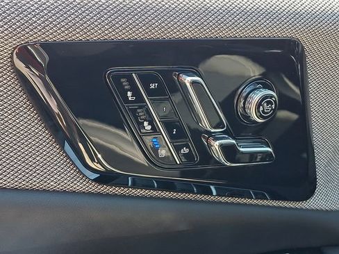 Certified 2025 Cadillac Optiq Sport 2 w/ LPO, Floor Liner Package AWD/4WD image 24