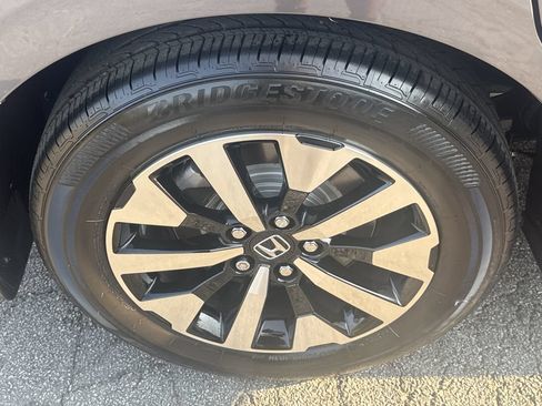 Used 2026 Honda Odyssey EX-L image 16