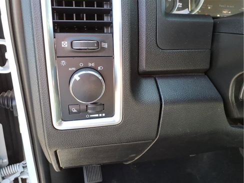 Used 2023 RAM 1500 Classic SLT w/ Electronics Group AWD/4WD image 16
