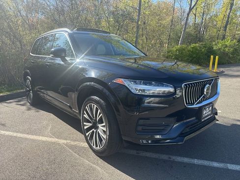 Used 2020 Volvo XC90 T5 Momentum AWD/4WD image 1