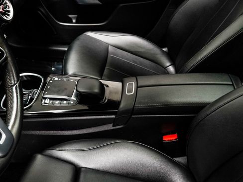 Used 2022 Mercedes-Benz A 220 image 21