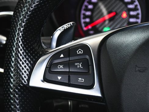 Used 2018 Mercedes-Benz AMG GT Roadster image 40