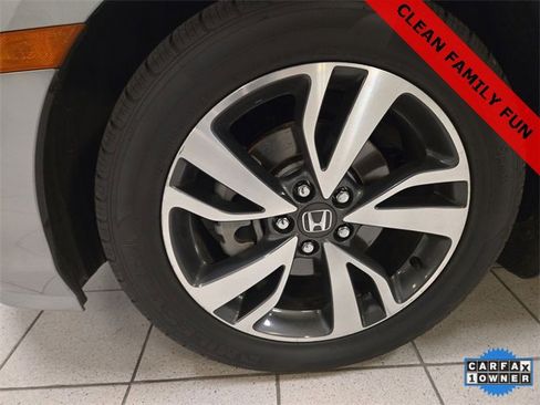 Used 2023 Honda Odyssey Touring image 10