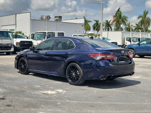 Used 2021 Toyota Camry XSE FWD image 5