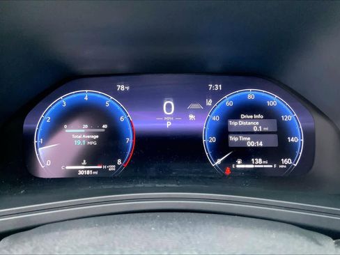 Used 2024 Toyota Grand Highlander AWD image 25