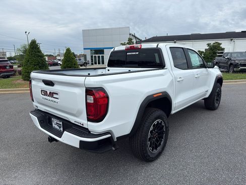 Used 2026 GMC Canyon AT4 w/ AT4 Premium Package AWD/4WD image 5