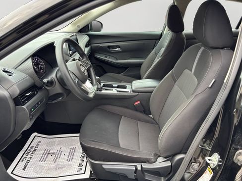 Used 2025 Nissan Sentra SV FWD image 24