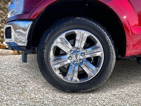 Used 2018 Ford F150 Lariat w/ Equipment Group 502A Luxury image 9