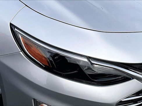 Used 2020 Chevrolet Malibu LS FWD image 27