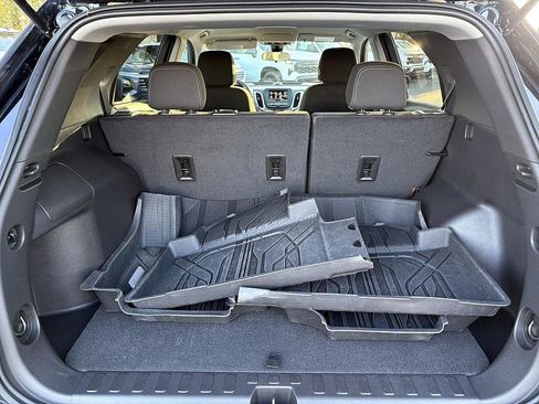 Used 2023 Chevrolet Equinox LS w/ LS Convenience Package image 11