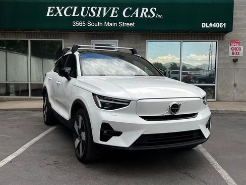 Used 2023 Volvo C40 P8 Recharge Ultimate AWD/4WD image 1