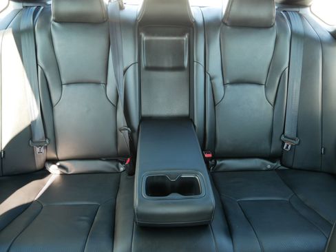 Used 2024 Honda Accord Sport image 13