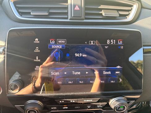 Used 2017 Honda CR-V EX-L image 16