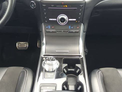 Used 2019 Ford Edge ST w/ Equipment Group 401A AWD/4WD image 29