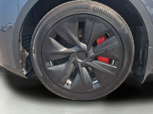 Used 2023 Tesla Model Y Long Range AWD/4WD image 11