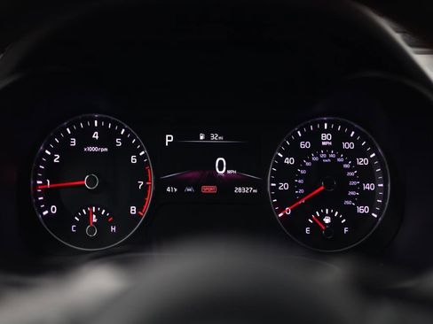 Used 2023 Kia Forte GT image 11